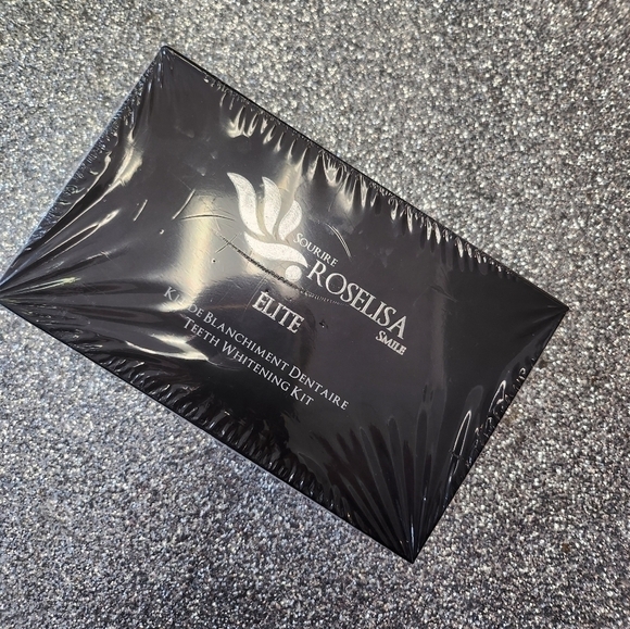 roselisa smile elite  teeth whitening kit - Picture 2 of 2